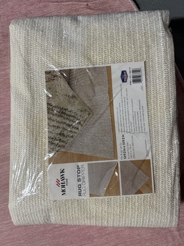 Mohawk non slip rug - non,